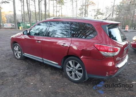 2015 Nissan Pathfinder Platinum z USA, uszkodzony, nr VIN 5N1AR2MN3FC688641